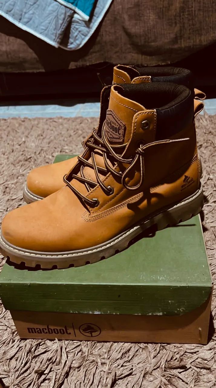 Bota De couro Legítimo 