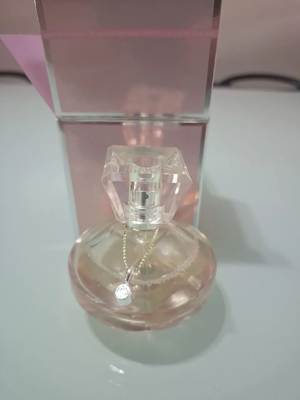 Perfume Avon Luminata descontinuado  - Foto 2
