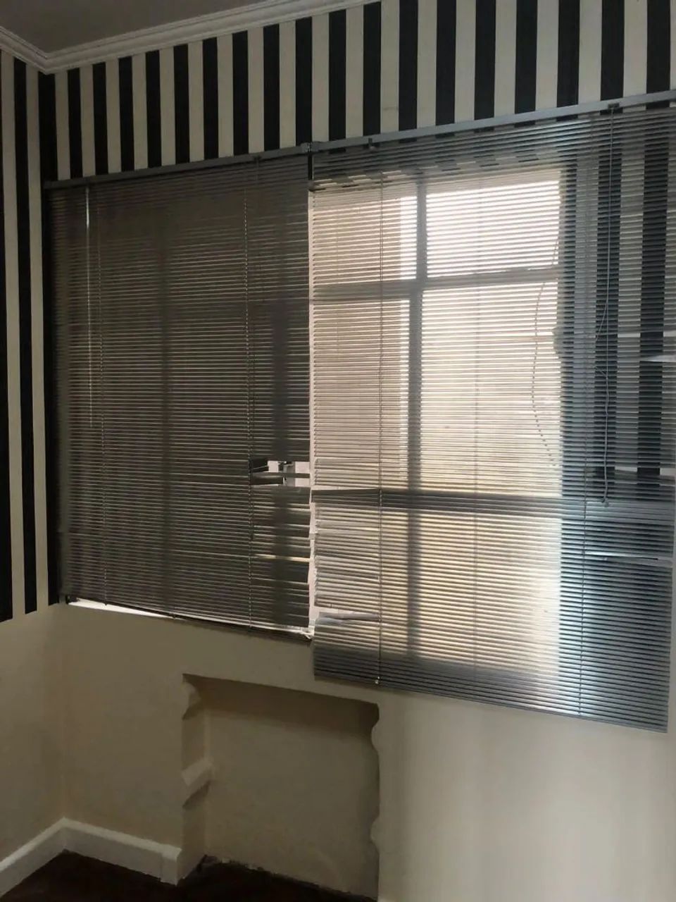 Alugo 2 quartos(centro de Curitiba) - Foto 4