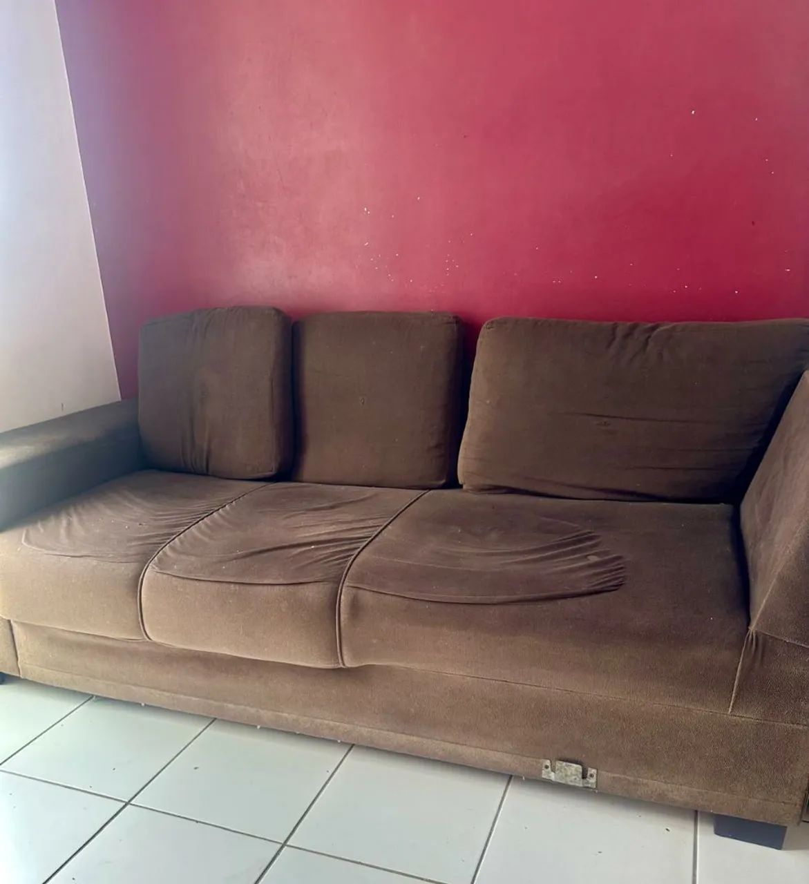Sofá em bom estado de conservação 