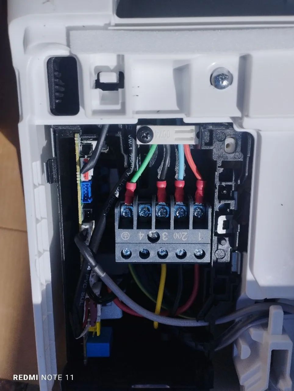 Eletricista e ar-condicionado 