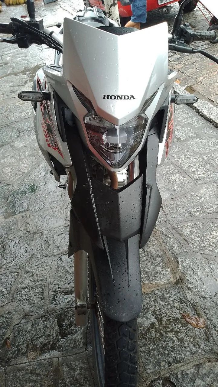 VENDO XRE APENAS VENDA OU TROCA POR SAHARA  - Foto 3