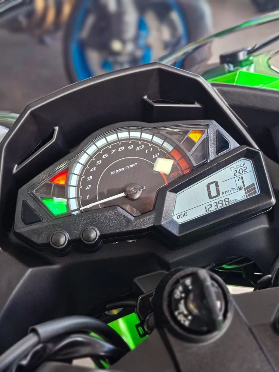 NINJA 300 2024 - Foto 4