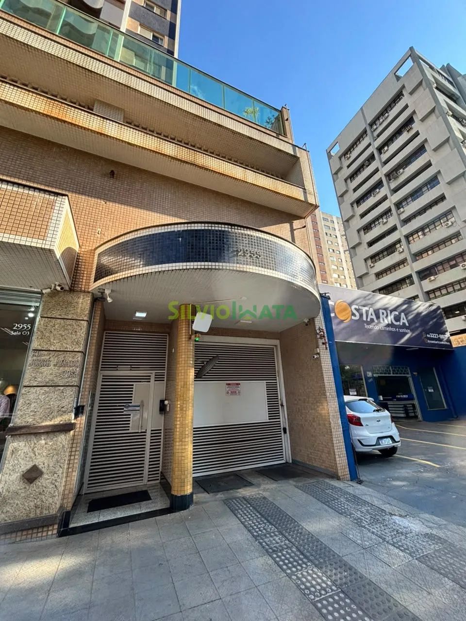 EXCELENTE APARTAMENTO NO ED. JORGE AMADO, SEMI MOBILIADO PARA MORAR NO CENTRO. - Foto 2