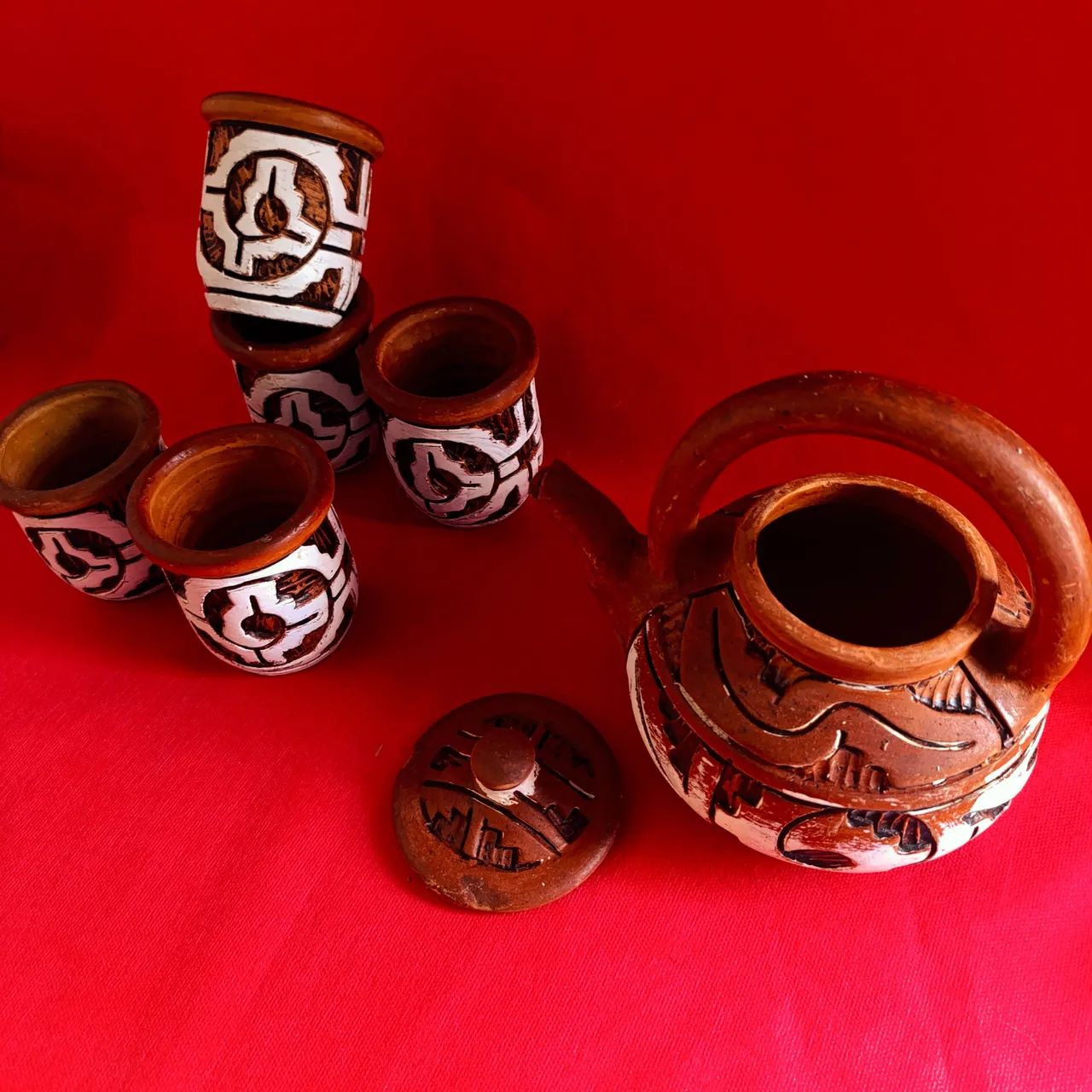 Conjunto de Cerâmica Barro Marajoara com Bule e Canecas  - Foto 5