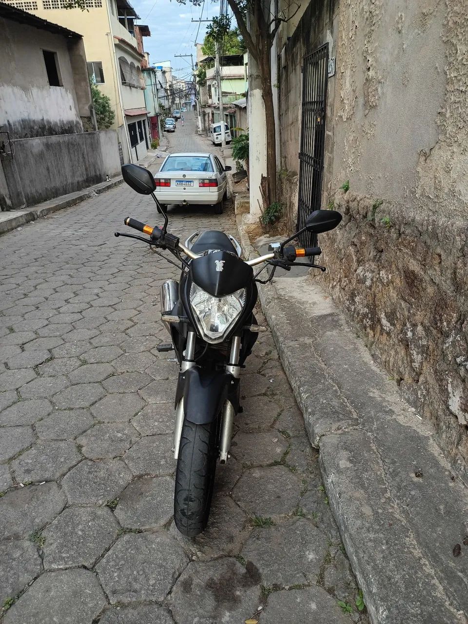 CB 300 em bom estado  - Foto 3
