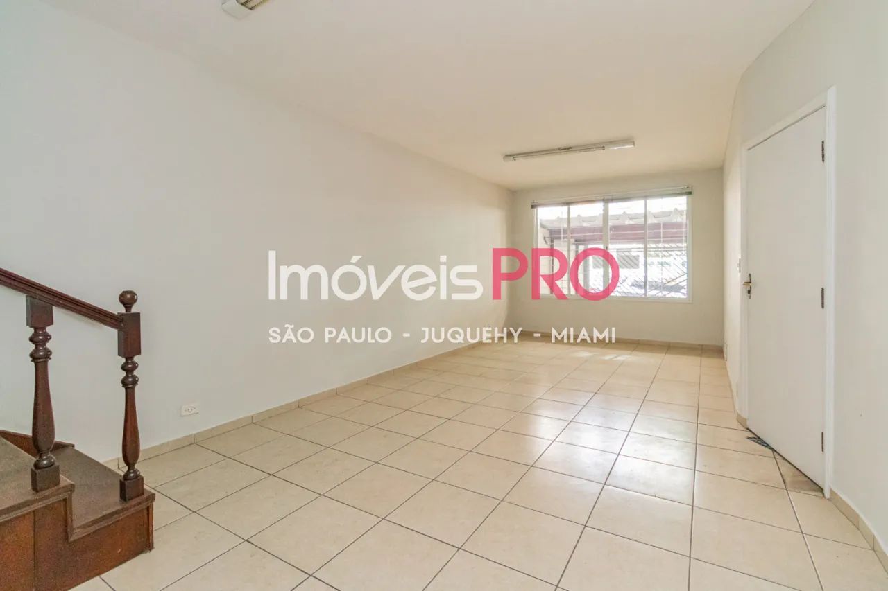 Casa com 3 quartos o1 suíte 2 vagas - Campo Belo