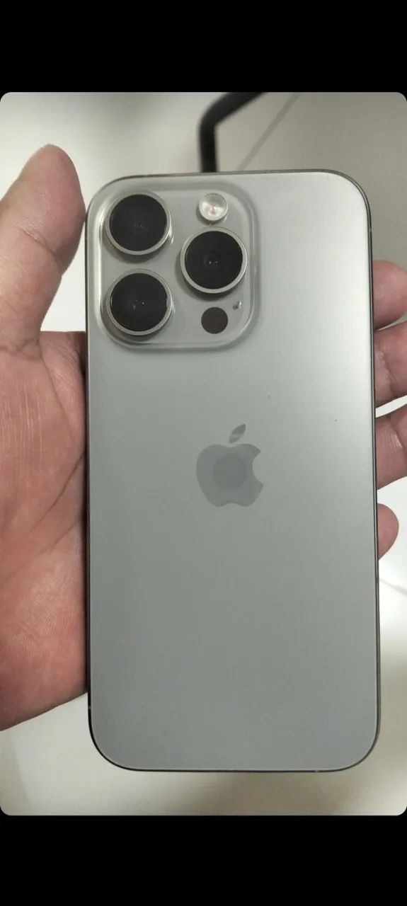 iPhone 15 pro - Foto 2
