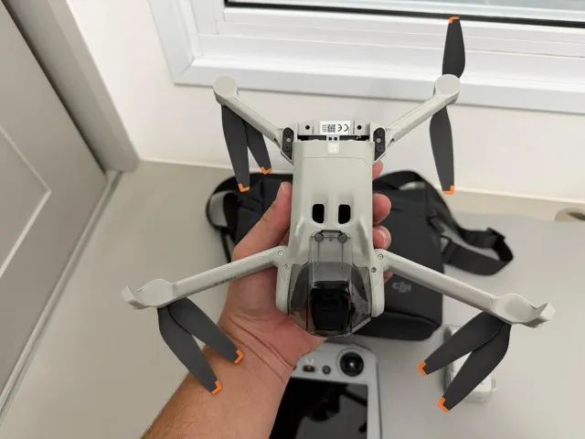 Drone DJI Mini 3 Standart - Controle com tela - Estado de novo - Foto 2