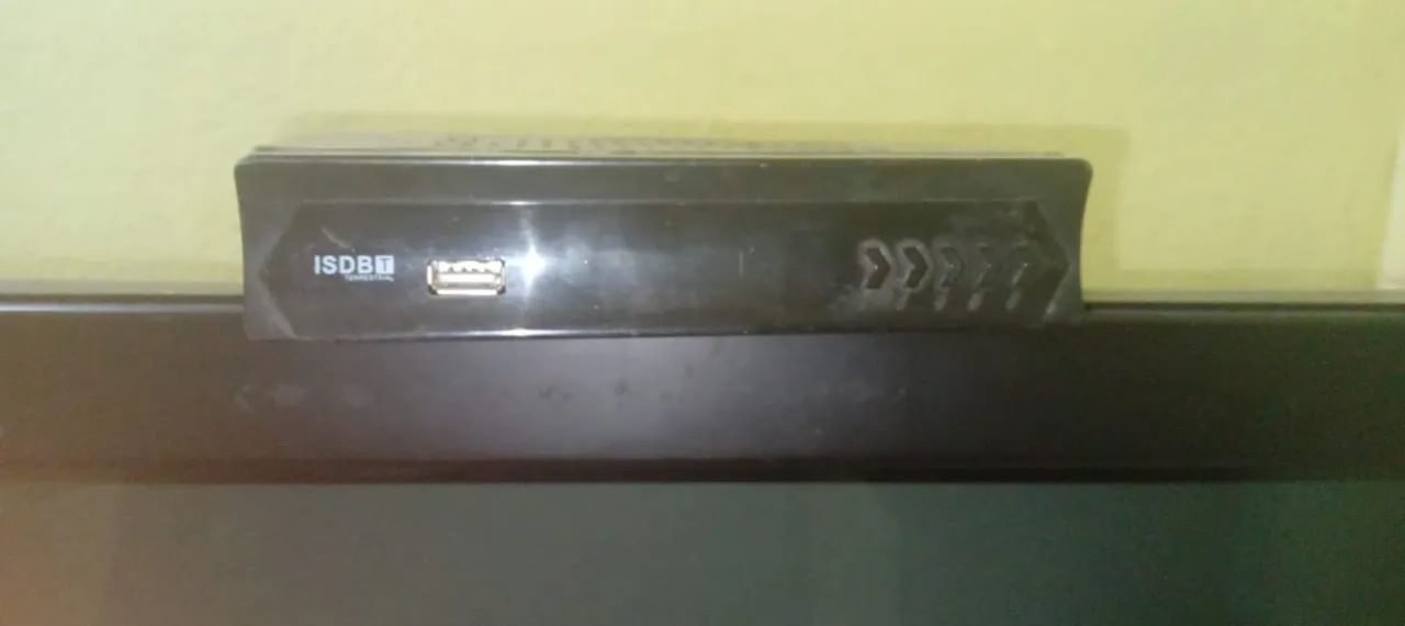 Televisão, conversor digital e controle - Foto 4