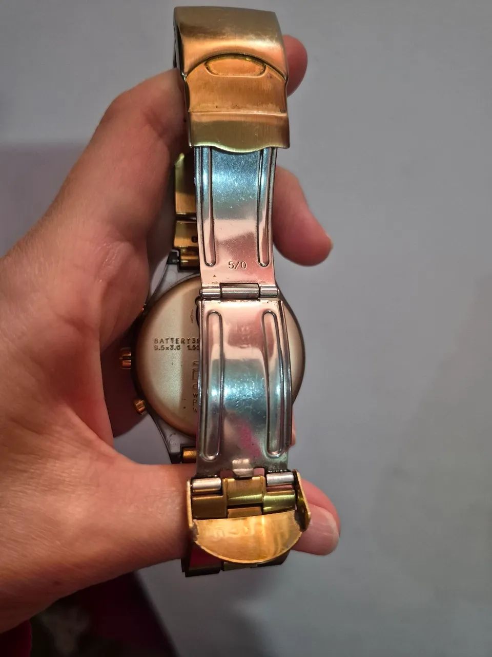 Relogio Swatch dourado original  - Foto 3