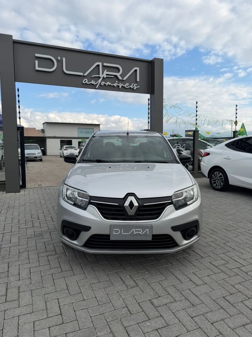 Renault Logan Zen Flex 1.0 12V 4P Mec. 2023 - Foto 2
