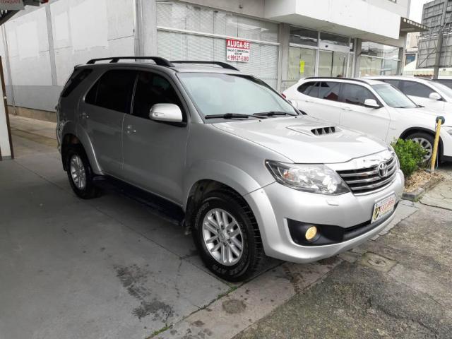 Toyota Hilux SW4 SW4 3.0 SRV 7 LUGARES - Foto 3