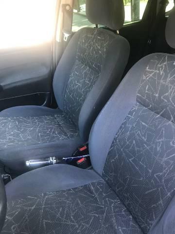 Corsa sedã 2001 só R$ 8.500. - Foto 5