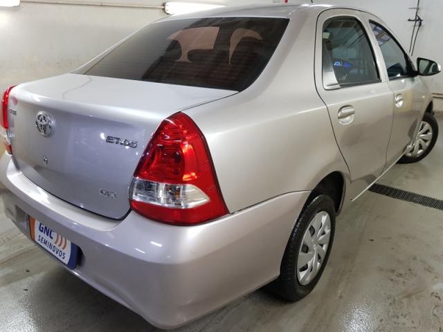 TOYOTA ETIOS 1.3 X 16V FLEX 4P MANUAL. - Foto 3