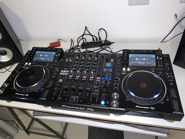 Aluguel Cdj 2000 nexus 2 Pioneer e Mixer Djm 900 nexus 2