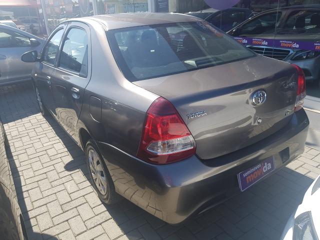 Etios X Sedan 1.5 Flex 16V Mec - Foto 4