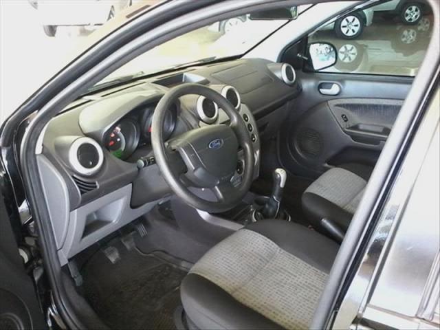 Ford Fiesta 1.6 Rocam Sedan 8v - Foto 9