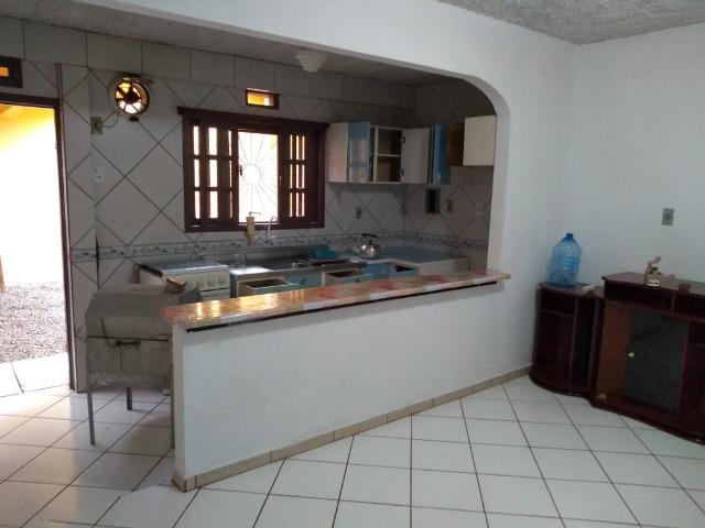 Alugo casa na praia da Enseada - Foto 3