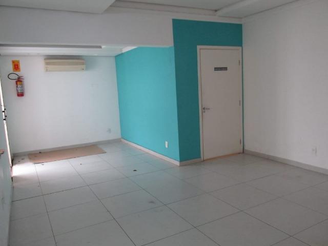 Casa Comercial - R. Sen. Souza Naves - (Próx. Av. Bandeirante - em frente Clinilab) - Foto 4