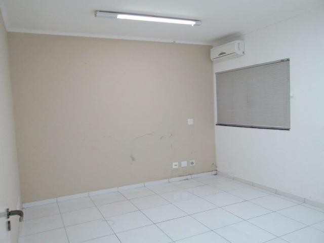 Casa Comercial - R. Sen. Souza Naves - (Próx. Av. Bandeirante - em frente Clinilab) - Foto 7