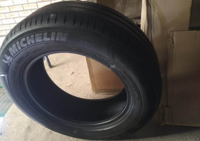 Par Pneu 21560R16  - Foto 4