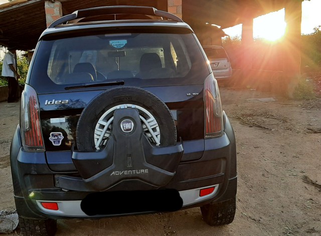 FIAT IDEA ADVENTURE 2012