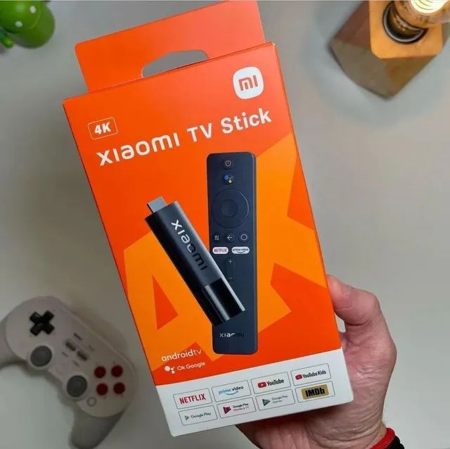 Xiaomi Mi Tv Stick 4k controle de voz 8GB preto com 2GB de memória ram