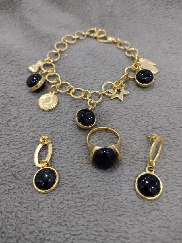Conjunto de 3 peças anel, brincos e pulseira