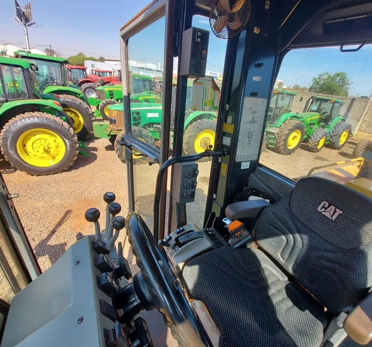 MOTONIVELADORA  - Foto 6