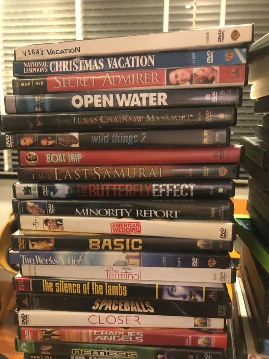 DVDs filmes diversos originais - Foto 3