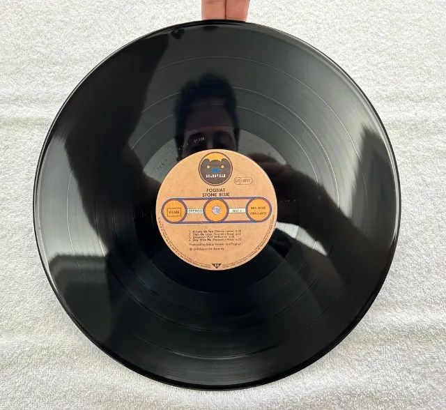 Disco de Vinil Foghat - Stone Blue importado - Foto 4
