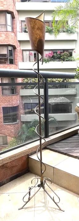 LUMINARIA ABAJUR DE PISO