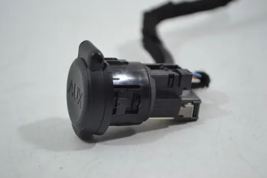 Entrada Auxiliar Usb Citroen Ds5 2012 2013 Original - Foto 5