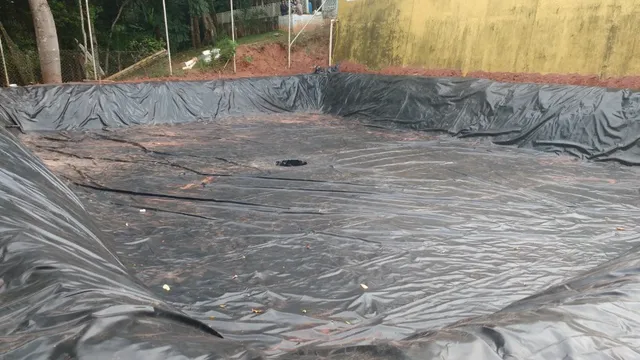 Lona de Pead Preta 11 x 7 Geomembrana 650 micras