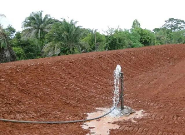 ALUGUEL DE TRATOR DE ESTEIRA *  - Foto 3