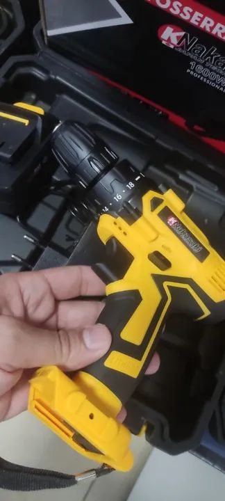 Parafusadeira  12v a bateria