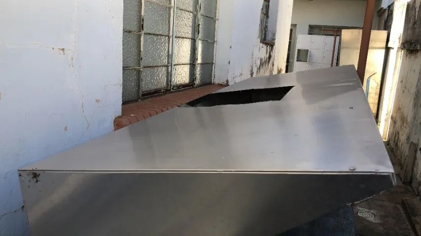 Coifa com tubo interno e externo motor alta sucção - Foto 4