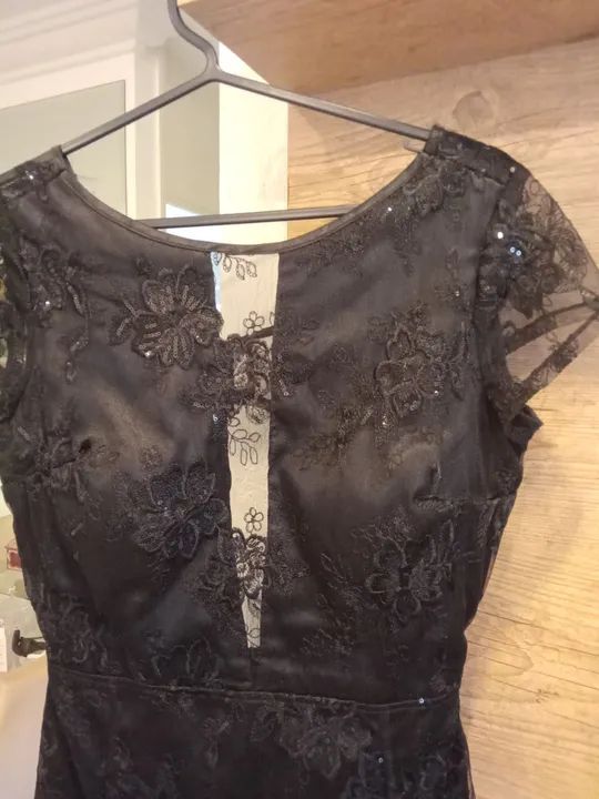 Vestido preto de renda - Foto 2