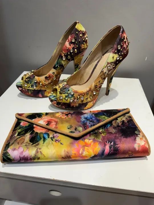 Conjunto sapato e bolsa clutch - Foto 4