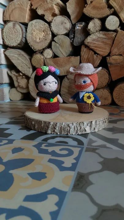 Bonecos Amigurumi Frida Kahlo e Van Gogh- Artesanato