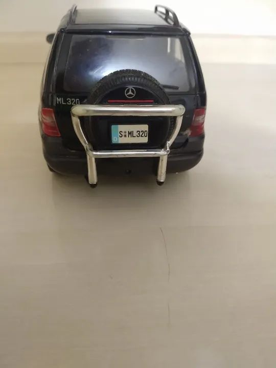 Miniatura Mercedes Benz Ml 320 Maisto 1997 Special Edition 1:18
