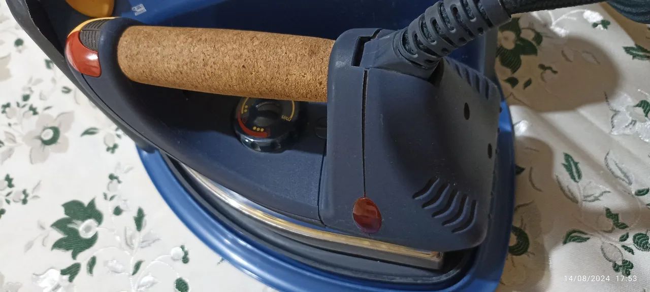 FFerro a vapor profissional Gaggia, importado  - Foto 3