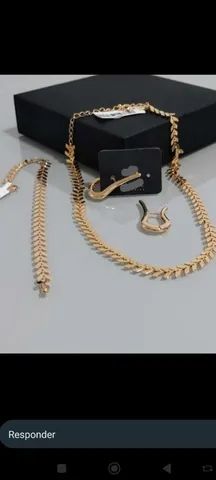Lindo conjunto de colar choker e pulseira 