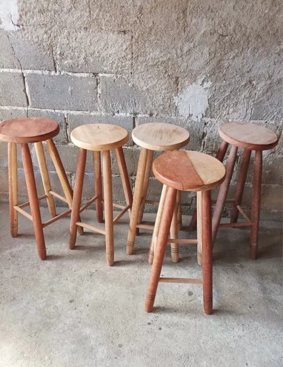 Banquetas de Madeira Rústicas novas cada 