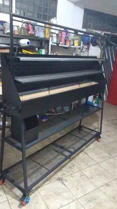 Churrasqueira profissional com Regulagem de Altura da Grelha - Foto 3