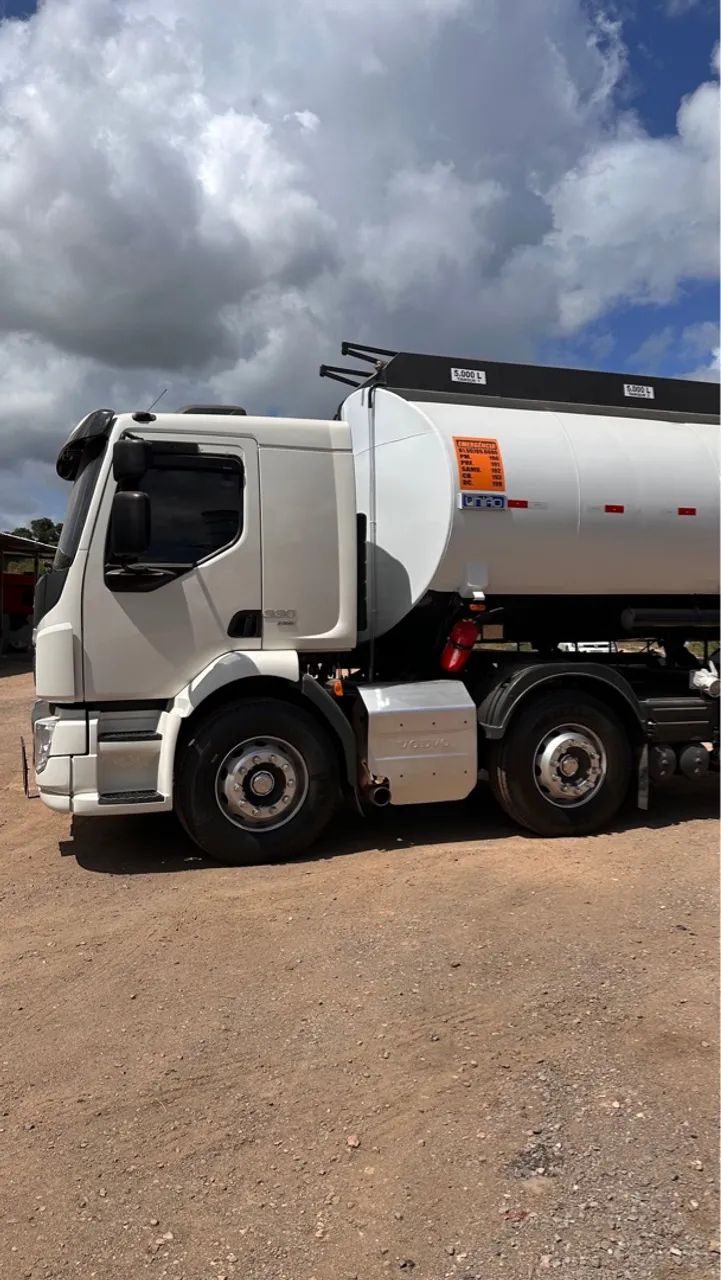 Volvo VM 330 I-shift - Foto 3