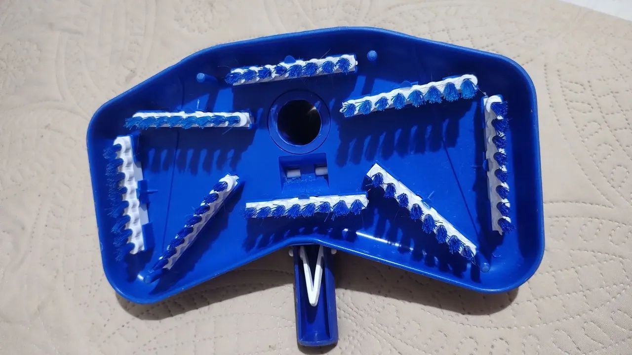 Limpador de piscina manual - 3 pontas - Foto 2