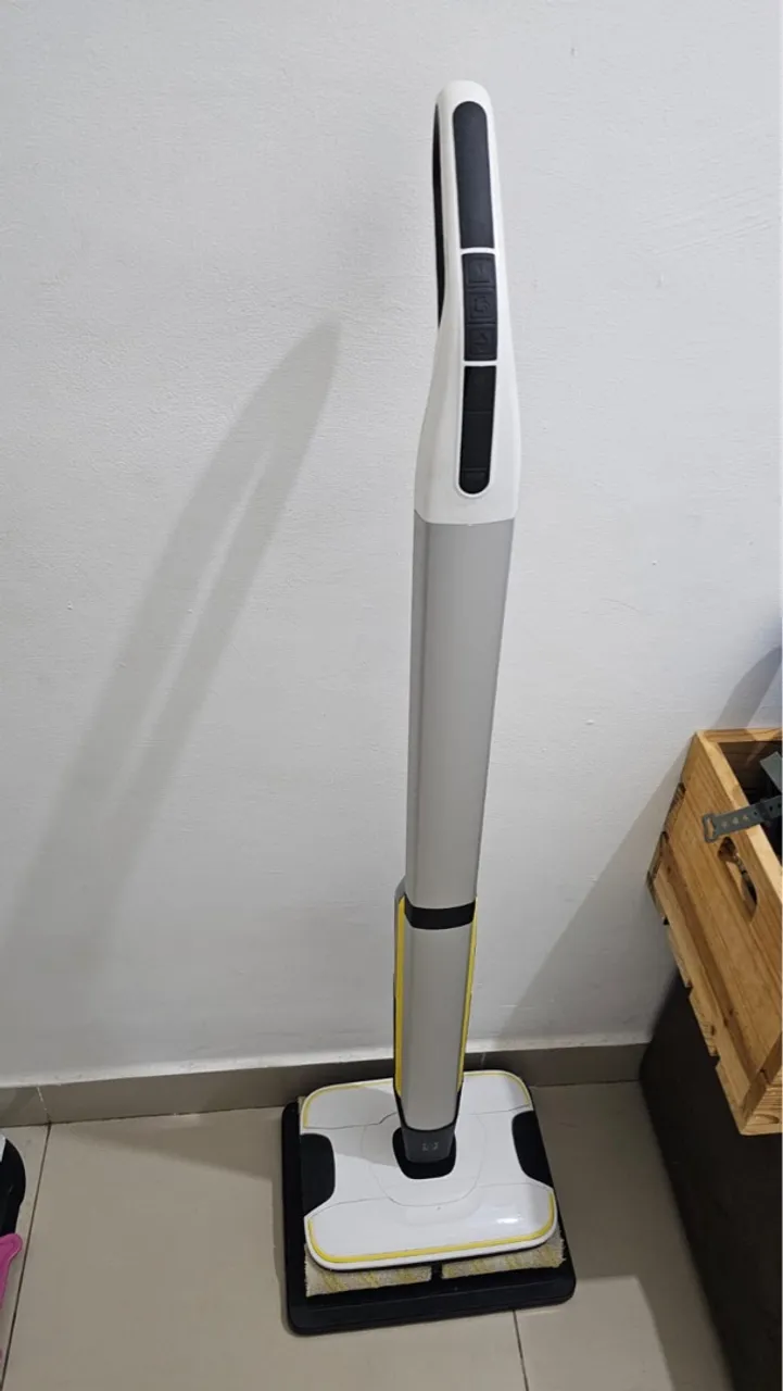 Mop Elétrico Kärcher FC 7