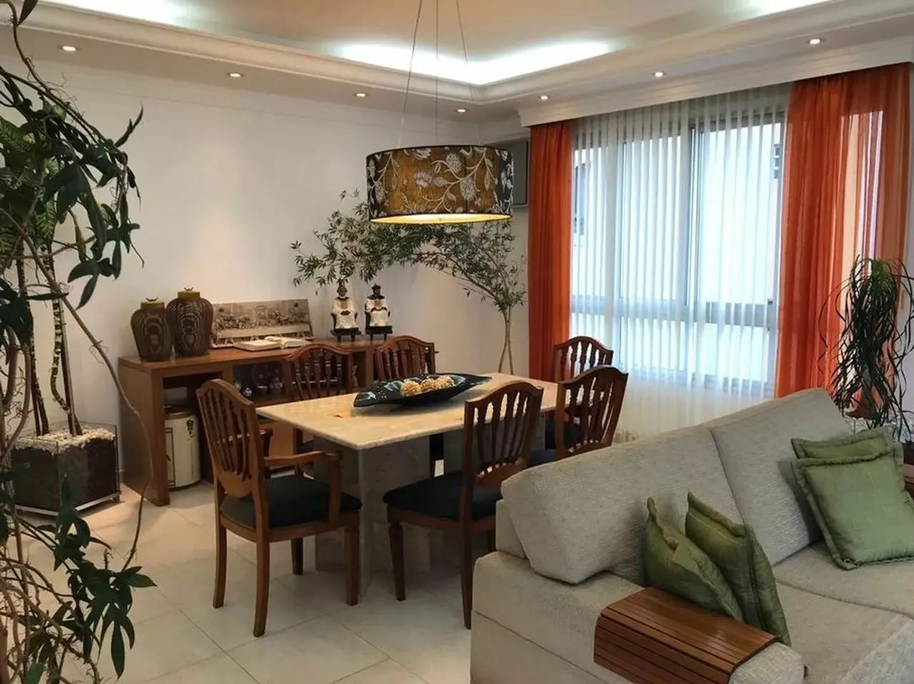 Apartamento em Rua Sampaio Moreira - Embaré - Santos/SP